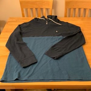 Volcom men’s lightweight hooded pullover sweatshirt